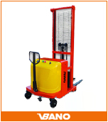 半電動(dòng)配重式液壓堆高車(chē)